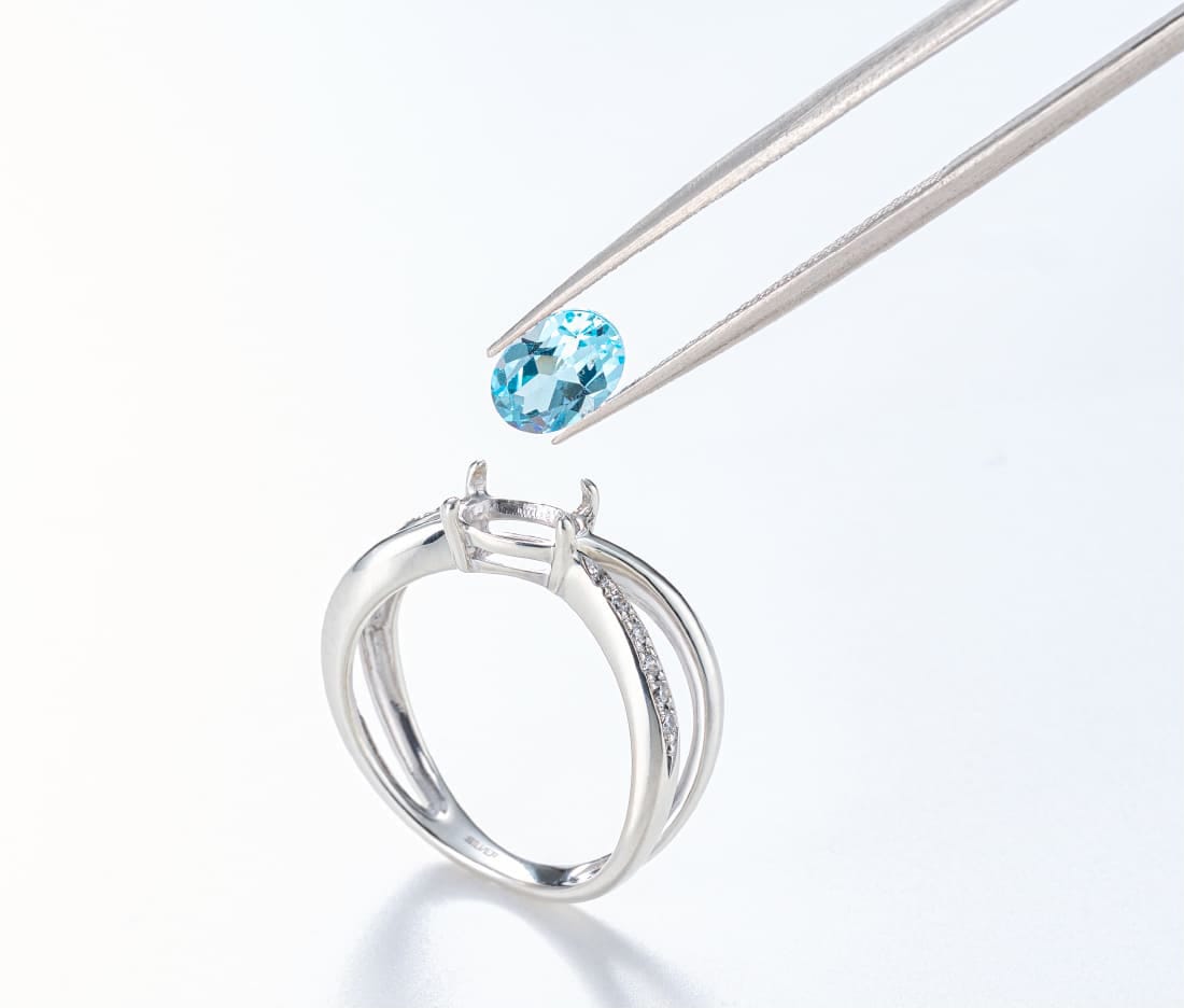 お手持ちのジュエリーを新しいデザインへ