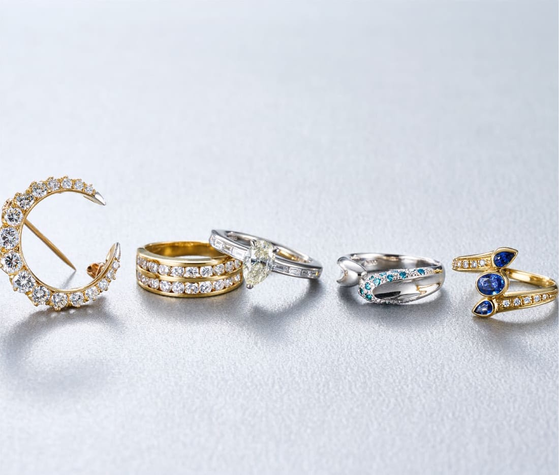 厳選した１点もののジュエリー